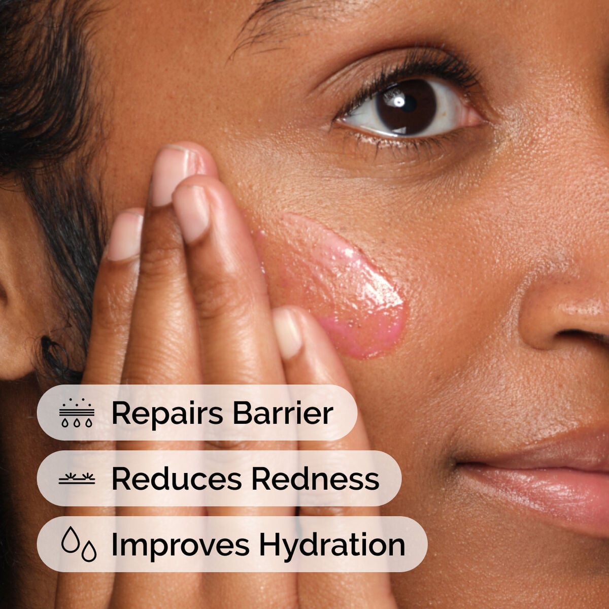 soothing-and-barrier-support-serum-set-z3 ord-soothing-barrier-support-serum-model-application-with-benefits.jpg